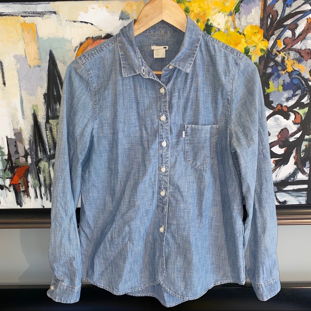 Levi’s Button Up Denim Shirt